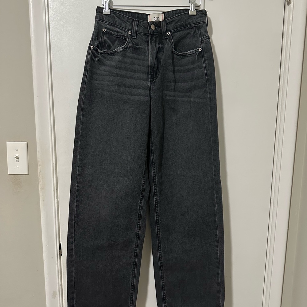 BDG Women’s Black Tapered Baggy Jeans